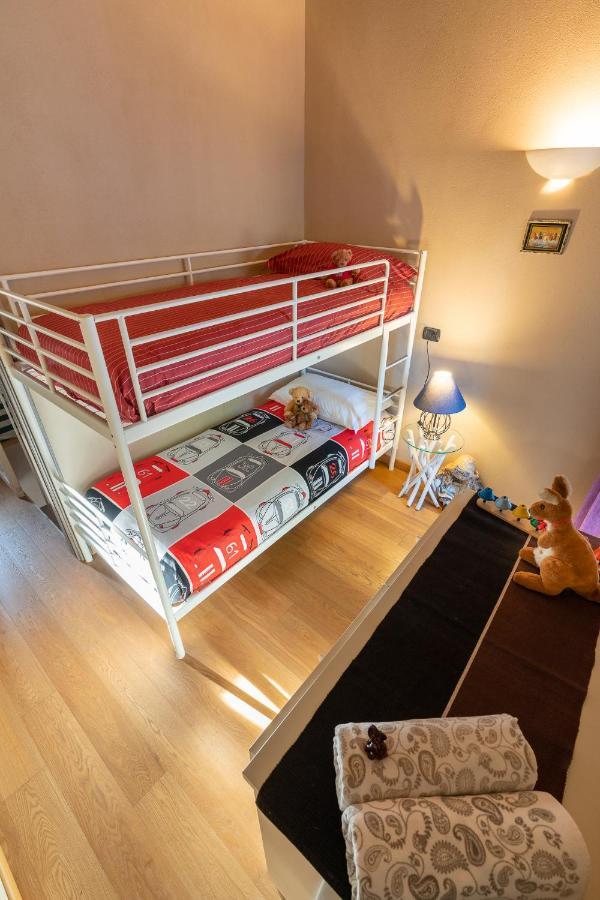 Casa Di Campagna Rosina Con Piscina E Vista Lago Gravedona Buitenkant foto